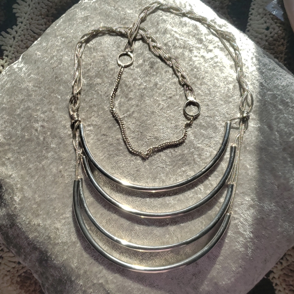 Neaklace